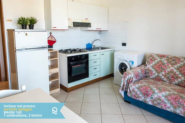 Ganze Wohnung, Se002 - Senigallia, seafront one bedroom apartment with beach included in Spiaggia di Velluto, Senigallia (Gemeinde)