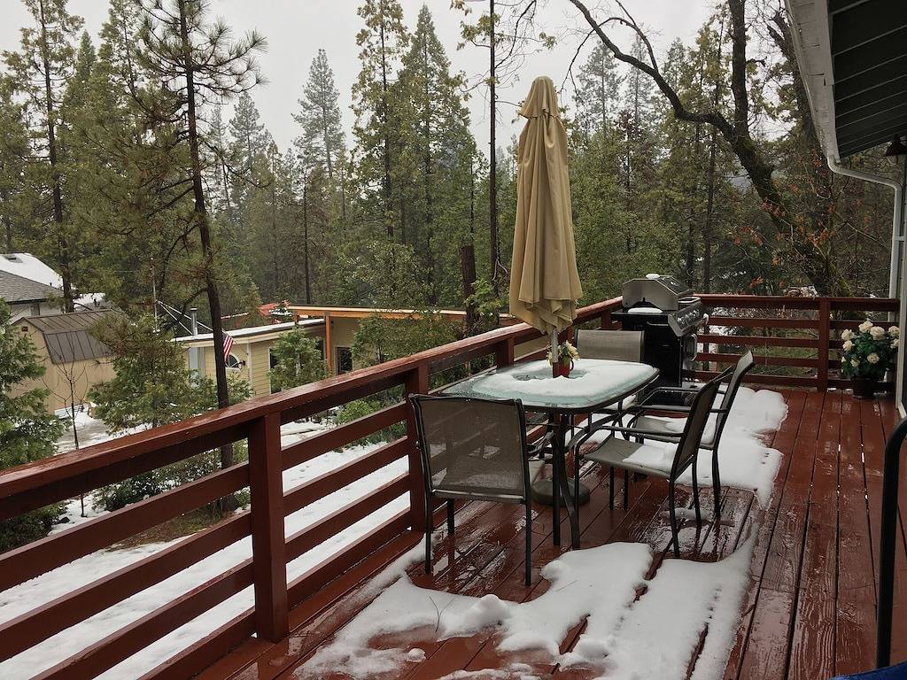 Lake View Bass Seekabine / Yosemite Gabel. in Bass Lake