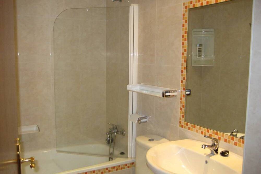 Entire apartment, Ons viewpoint. Apartment for 2-3 people. in Sanxenxo, Rías Baixas