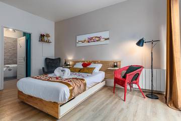 Gîte pour 2 personnes, avec jacuzzi et terrasse à Asnières-sur-Seine