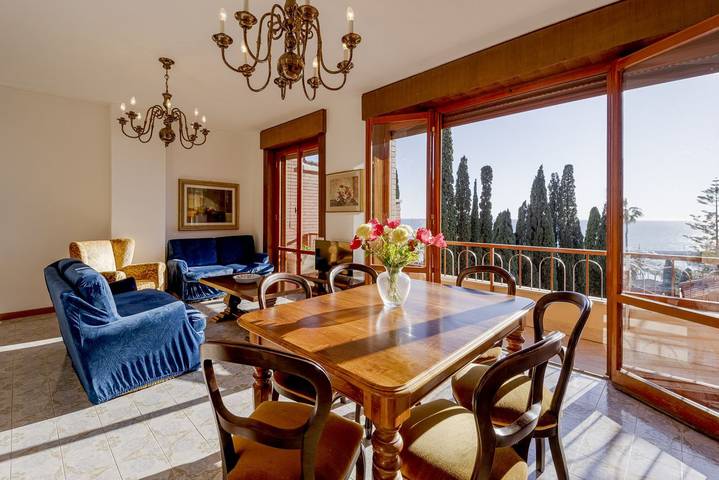 Loft per 4 persone, con Balcone/Terrazza a Sanremo
