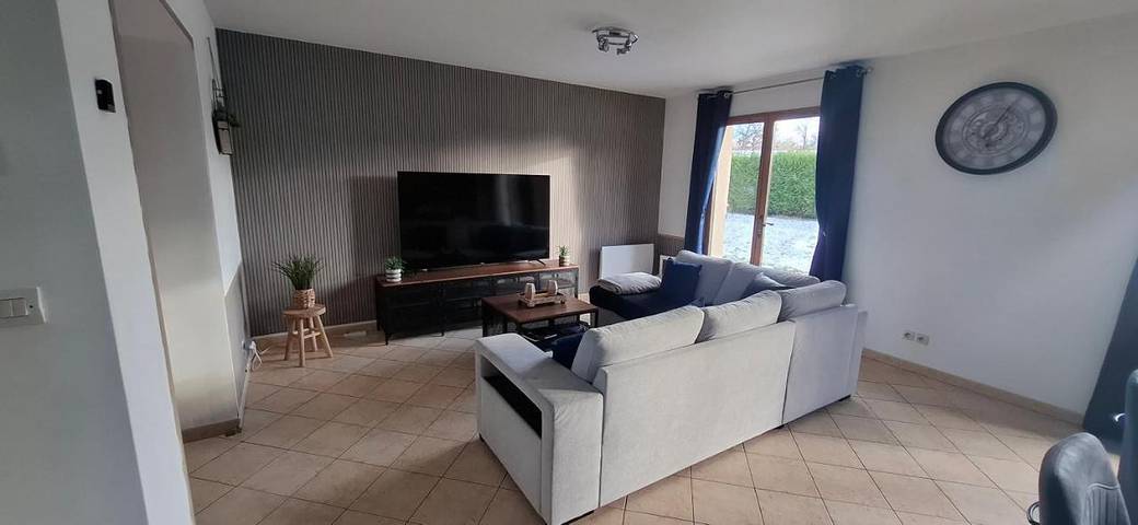Location de vacances pour 6 personnes, avec terrasse et jardin dans Cuy-Saint-Fiacre - 3