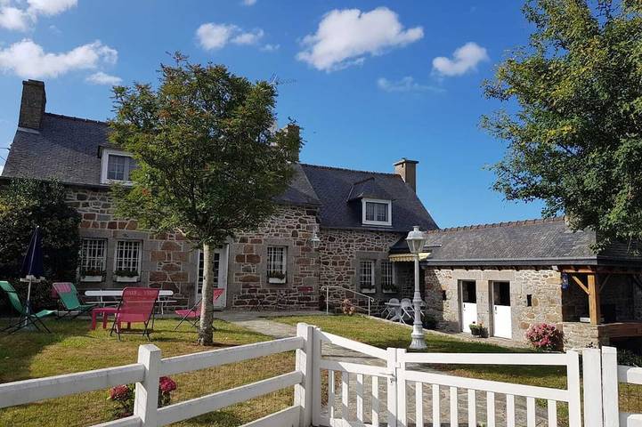 Location de vacances pour 7 personnes, avec jardin à La Méaugon