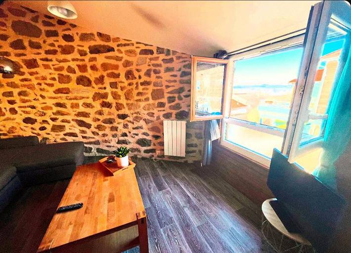 Location de vacances pour 4 personnes, avec terrasse ainsi que jardin et vue, animaux acceptés à Lorlanges - 4