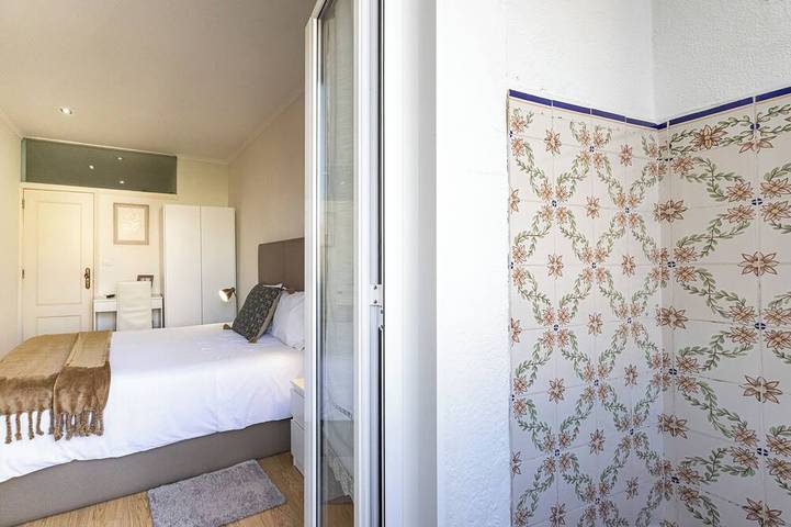Appartamento intero, Appartamento nel centro della città, molto confortevole e completamente attrezzato. in Bonfim, Distretto di Porto