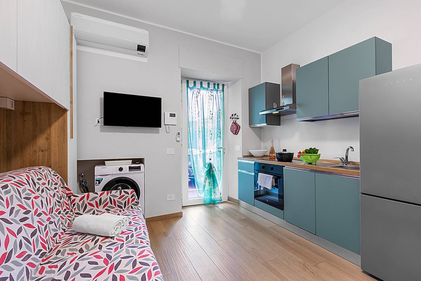 Apartamento entero, Merlo A2 - Town Center & Private Parking in Ceriale, Riviera di Ponente