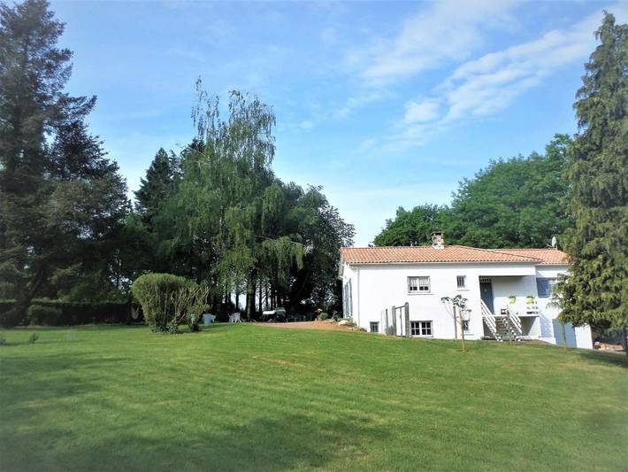 Maison d’hôte pour 2 personnes, avec terrasse et vue à Breuil-Barret - 3