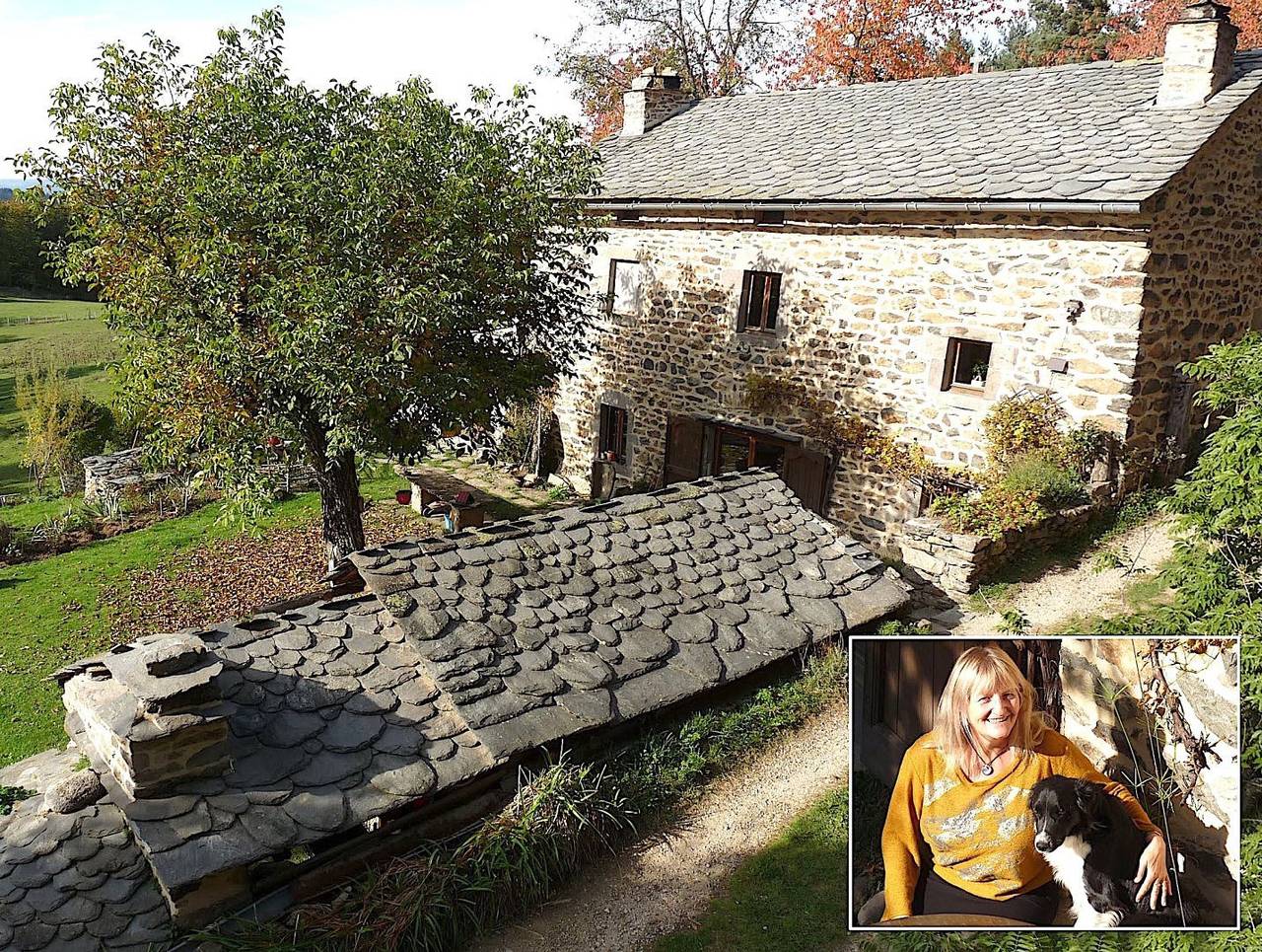 Chambres et tables d'hôtes chez Mary - Chambre bleue in Rosières, Haute-Loire