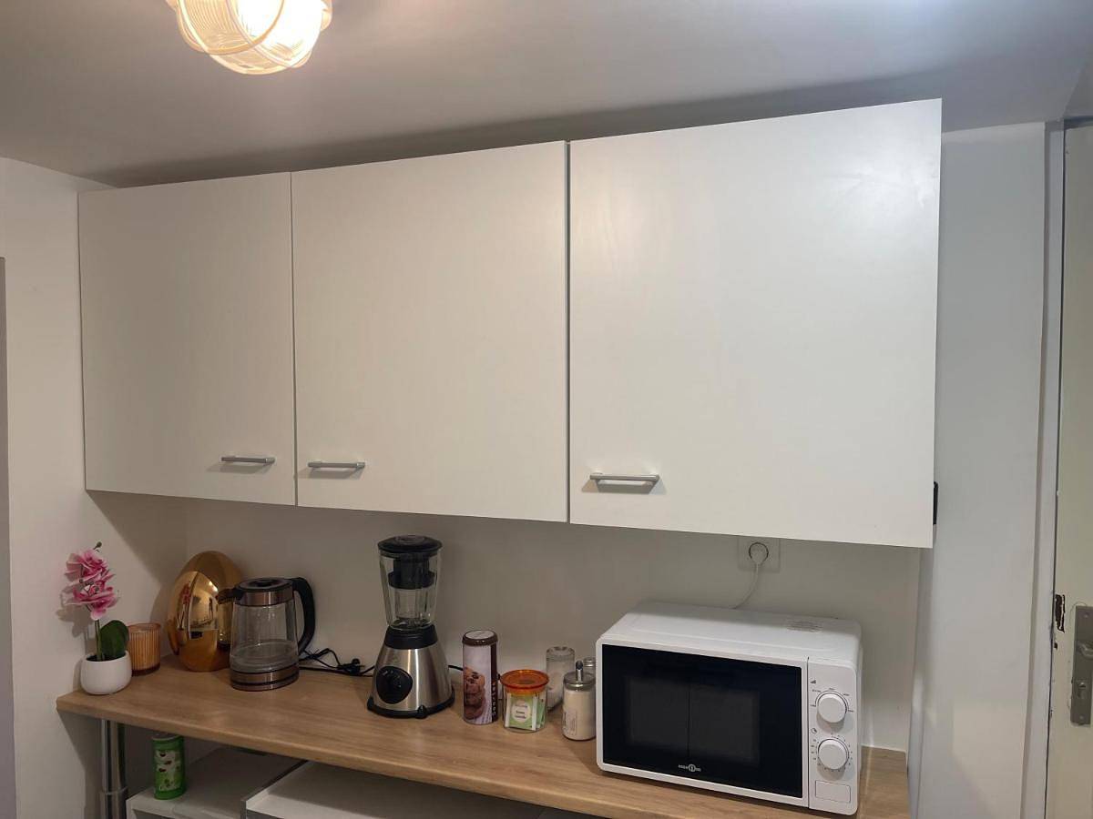 Appartement entier, One-Bedroom Apartment in Sannois, Val-d'Oise