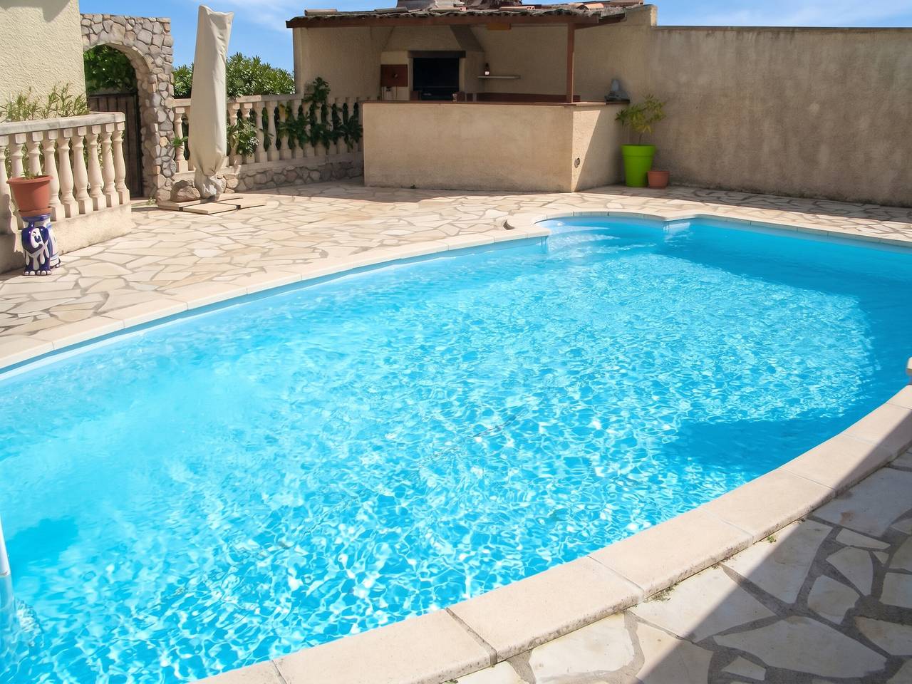 Villa avec jardin à Poussan avec piscine privée ouverte toute l'année in Poussan, Côte méditerranéenne (France)
