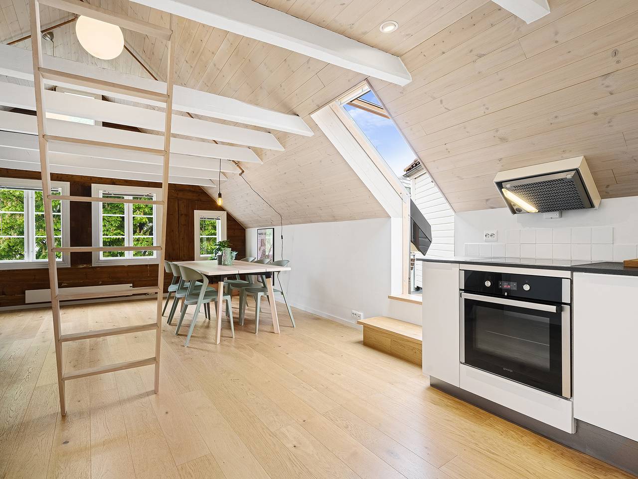 Appartement entier, Charmant appartement sur le toit dans le cœur de Stavanger in Storhaug, Stavanger