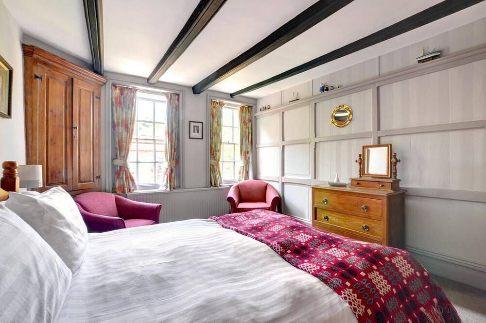 3 Bed in Whitby (oc-r045) in Robin Hood's Bay, North York Moors National Park