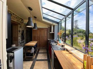 Maison De Vacances pour 15 Personnes dans Plougrescant, Région de Lannion, Photo 1