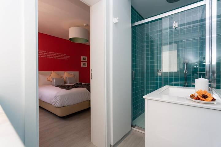 Gîte pour 2 personnes, avec terrasse et piscine dans Parede - 3