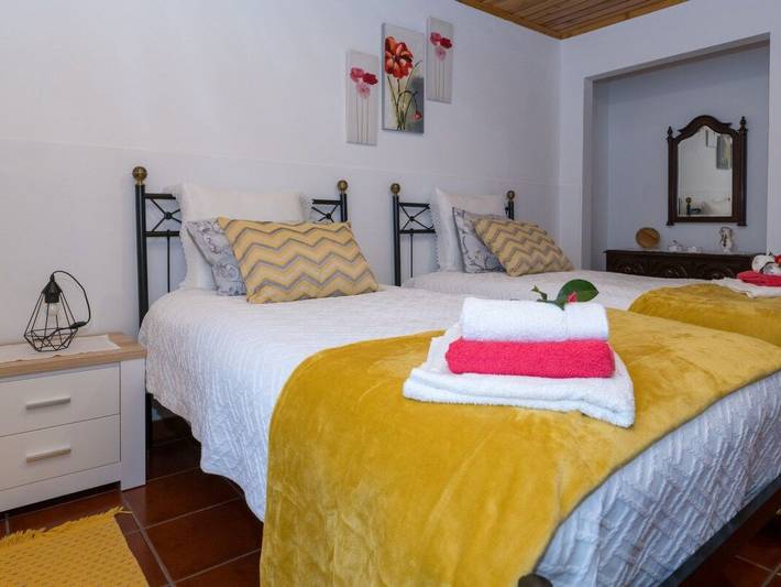 Location de vacances pour 4 personnes, avec jardin dans Furnas - 4