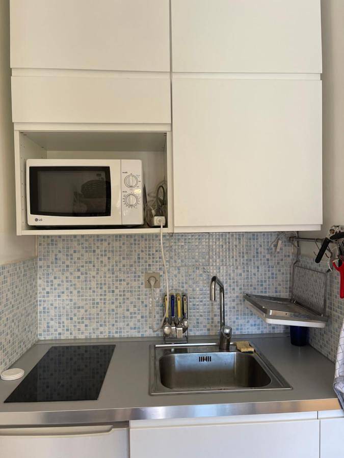 Gîte pour 4 personnes, avec piscine ainsi que vue et terrasse dans Port du Cros de cagnes - 3