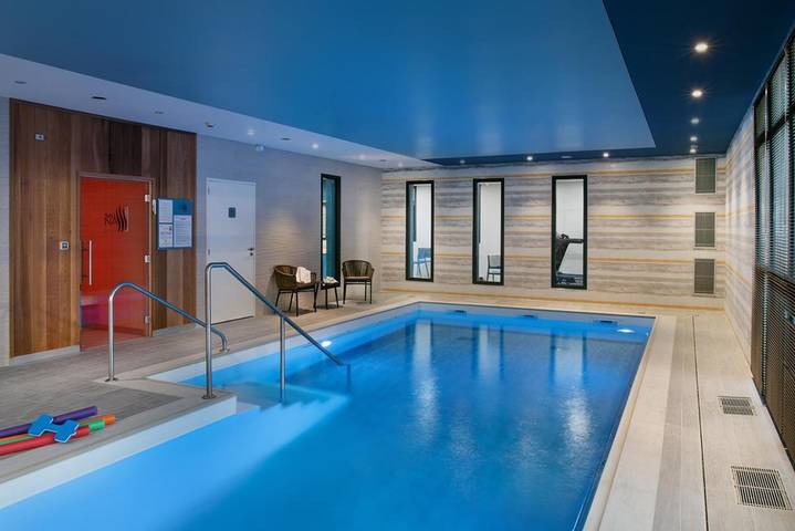 Apartahotel para 2 personas, con Balcón y Jacuzzi además de Terraza y Jardín en Francia