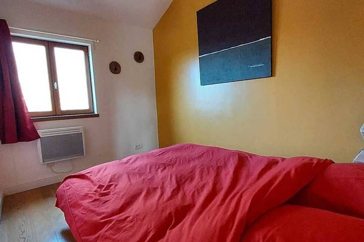 Location de vacances pour 14 personnes, avec terrasse à Mervent - 4