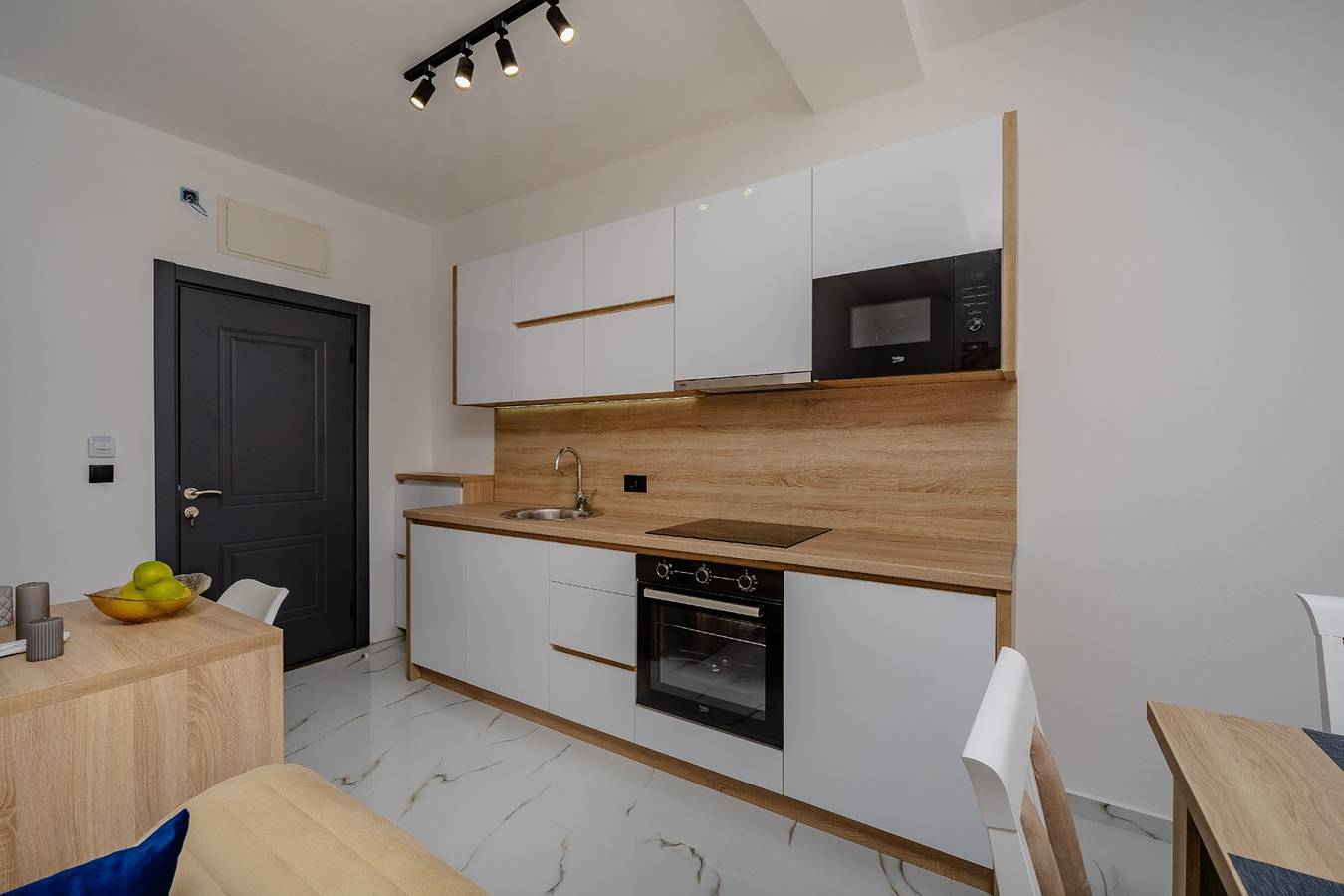 Hel lägenhet, One Bedroom Apartment with Balcony in Utjeha-Bušat, Montenegro