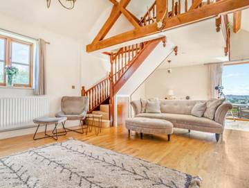 Cottage for 8 People in Stafford, Staffordshire, Photo 1