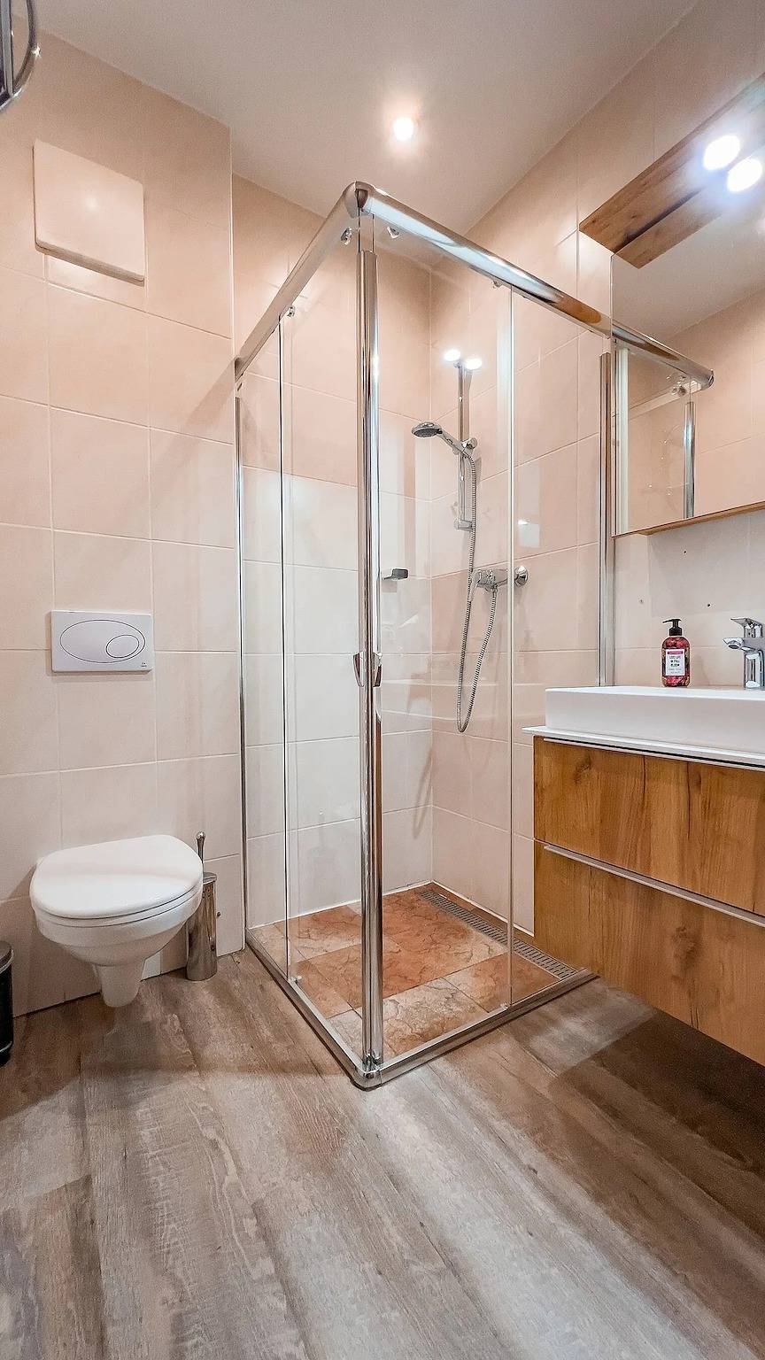 Zimmer 'Sylpaulerhof-Dz Deluxe 82' mit Bergblick und Wi-Fi in Sankt Michael im Lungau, Bundesland Salzburg