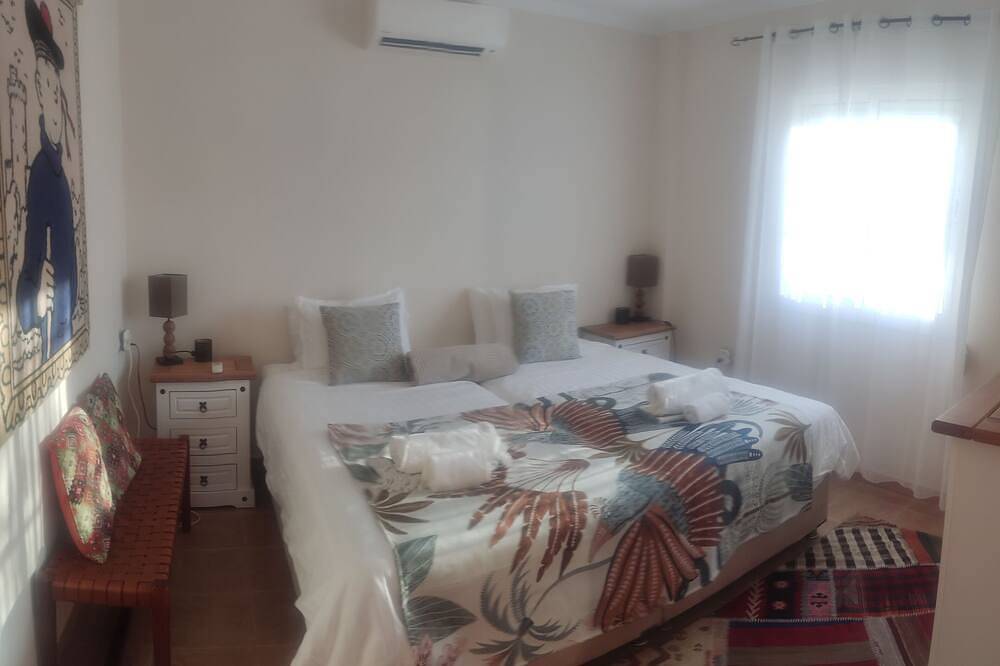 Casa Dini - 3 bedroom villa in Canillas de Albaida with Private Pool in Canillas de Albaida, Málaga Provinz