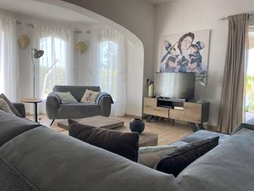 Villa pour 6 Personnes dans Oupia, Parc naturel régional du Haut-Languedoc, Photo 3