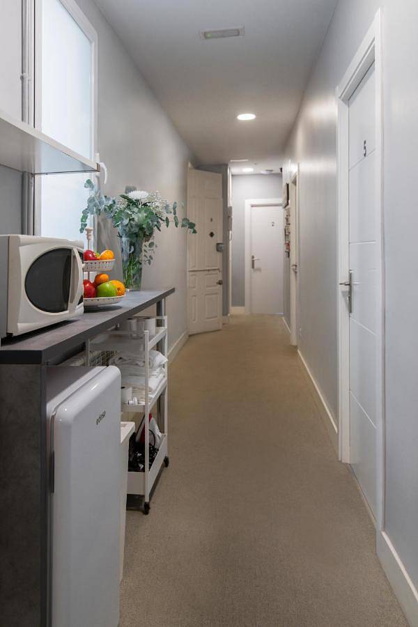 8Rooms Madrid, smart self check-in rooms in Atocha, Madrid