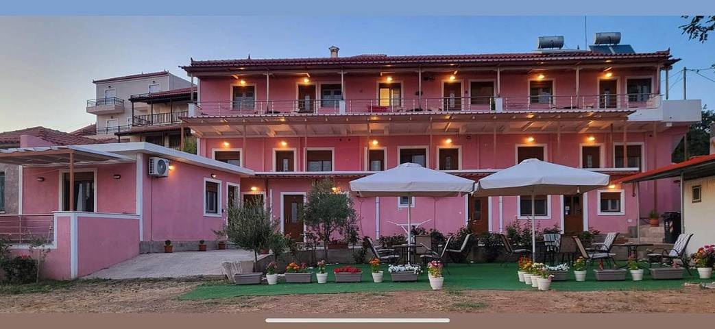 Appart’hôtel pour 2 personnes, avec Terrasse et Jardin