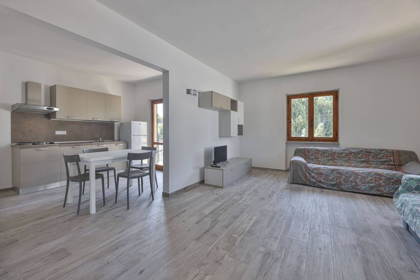 Ganze Ferienwohnung, Ferienwohnung für 4 Personen mit Balkon in Spiaggia di Marina di Campo, Marina di Campo