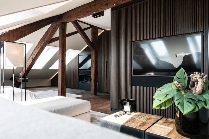 Ferienwohnung für 8 Personen, mit Balkon und Terrasse sowie Pool und Ausblick in Kanton Zürich