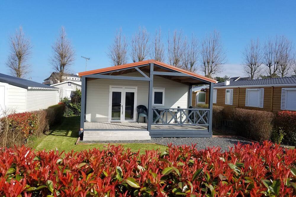 Chalet en bord de mer avec piscine couverte et chauffée in Saint-Benoît-de-l'Aure, Région de Bayeux
