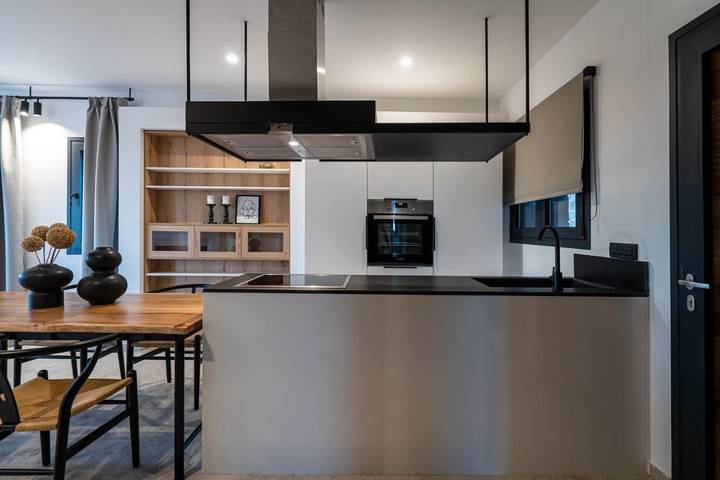 Location de vacances pour 5 personnes, avec vue ainsi que jardin et piscine dans Lendas - 4