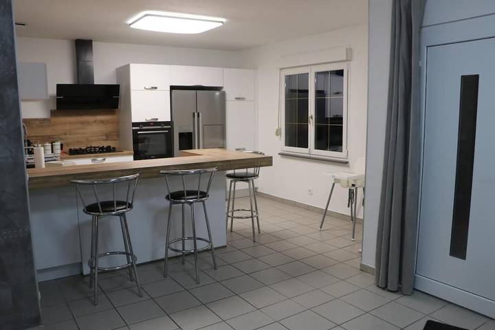 Location de vacances pour 8 personnes, avec vue et jardin dans Longeville-lès-Saint-Avold - 3