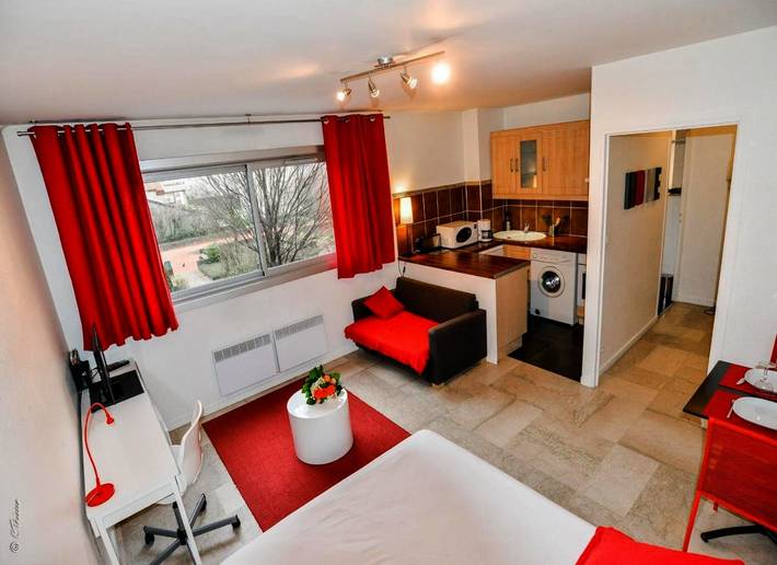 Gîte pour 2 personnes, avec jardin dans Gare de Lyon Part Dieu