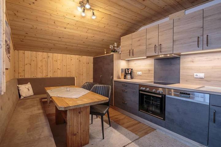 Bauernhof für 7 Personen, mit Balkon und Pool sowie Garten