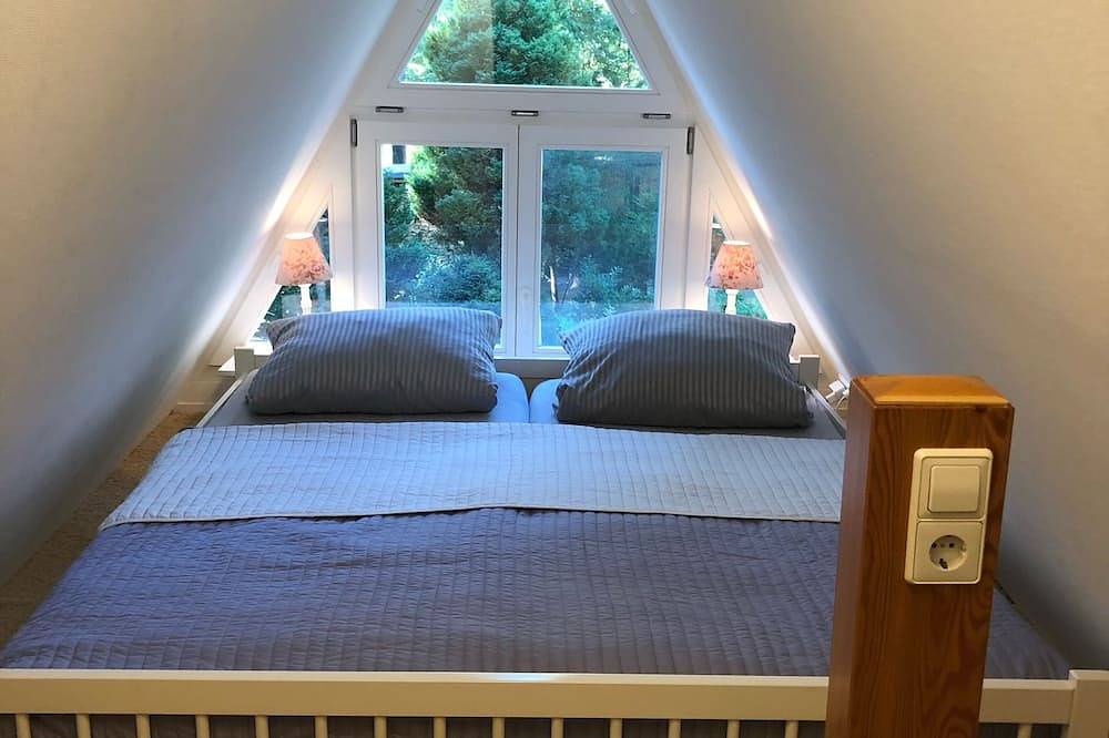 Reetdach Ferienhaus🌴 am Lübbesee Boot & Steg 1300qm Erholung Uckermark Templin in Milmersdorf, Barnimerland Region