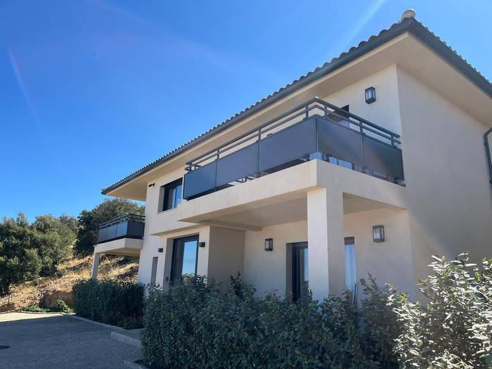 Appart’hôtel pour 4 personnes, avec vue et balcon