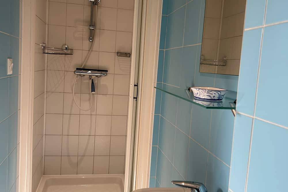 Charming and Private Guest Room in Bassoues in Montesquiou, Gers