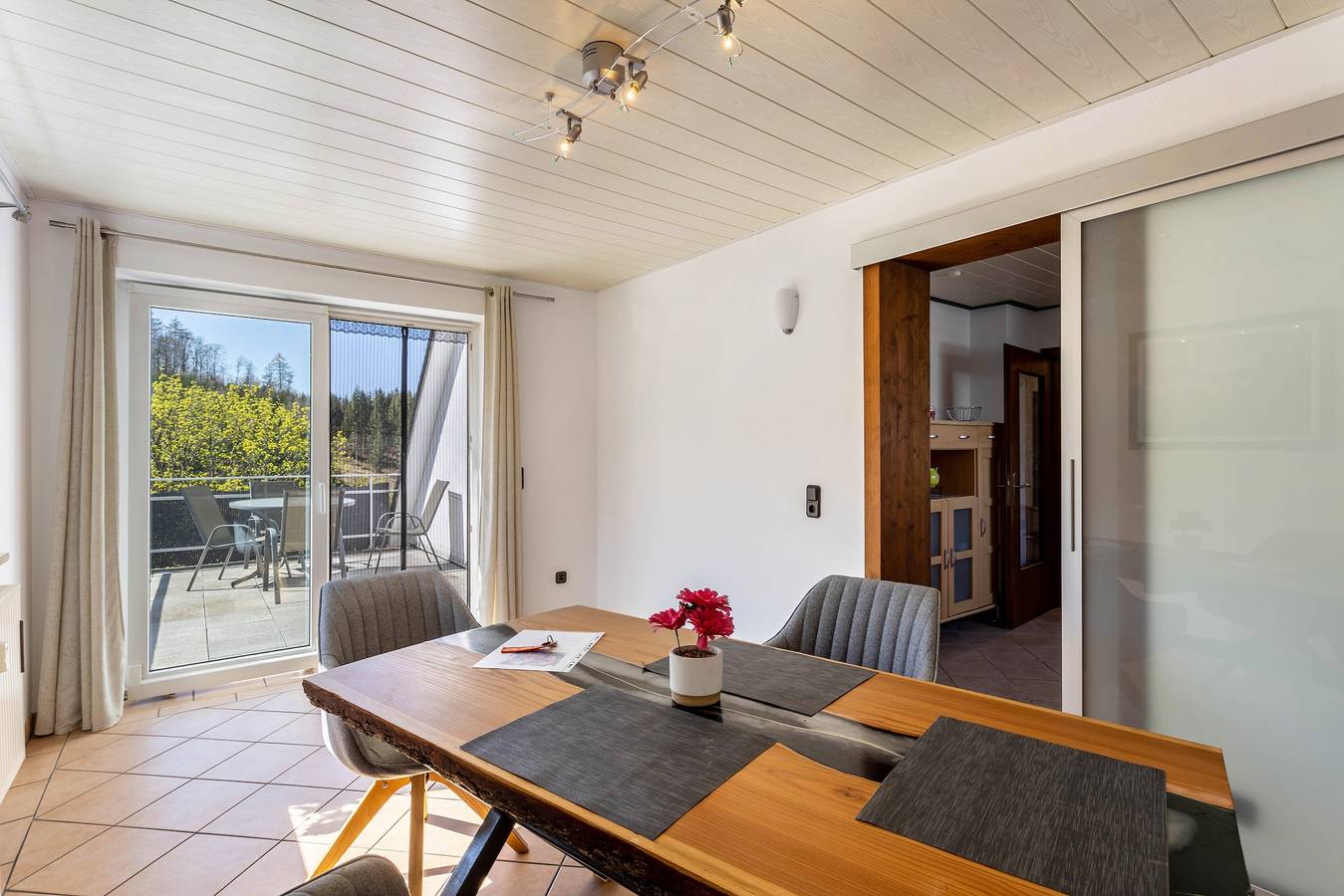Appartement 'Raus Aufs Land' met Balkon en Wifi, foto 10