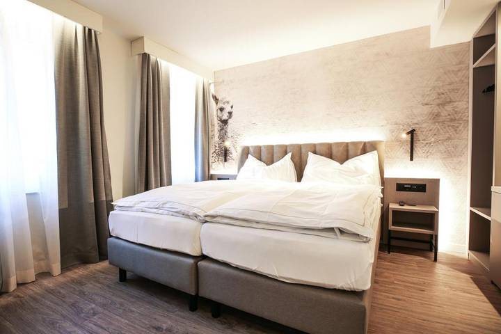 Hôtel pour 4 personnes, avec terrasse dans Brigue - 3