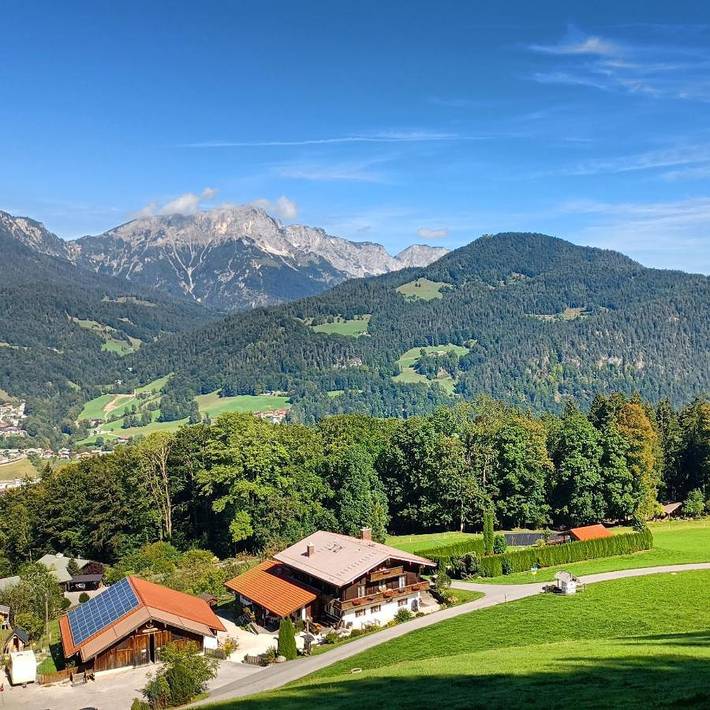 BnB für 2 Personen, mit Balkon und Terrasse sowie Garten und Pool in Berchtesgaden