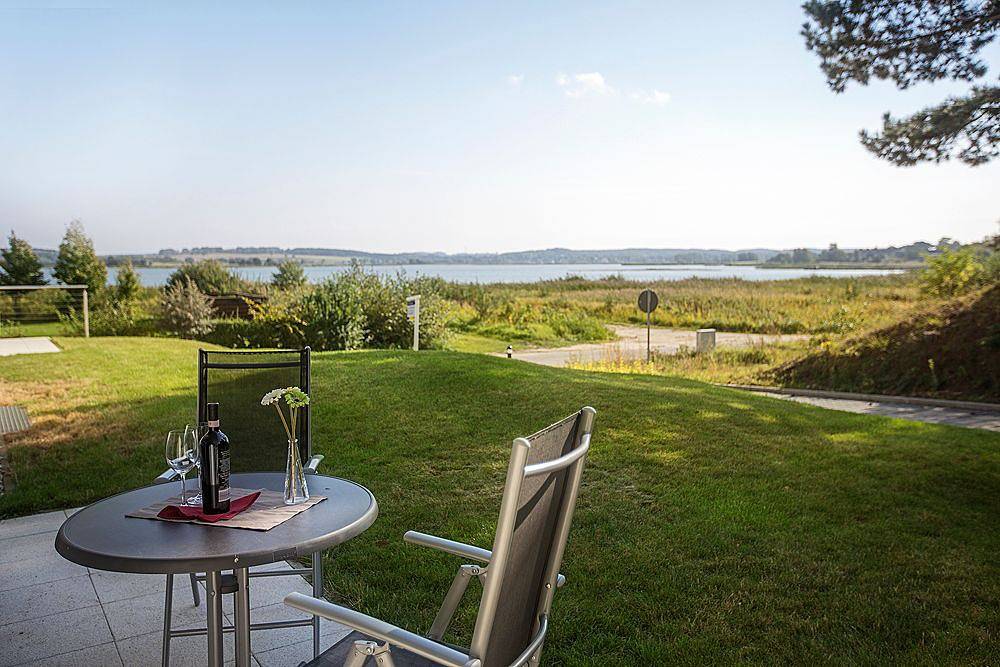 Entire apartment, Herzlich Willkommen in der Residenz am Balmer See Whg. 3 in Balm auf Usedom. in Balm, Benz