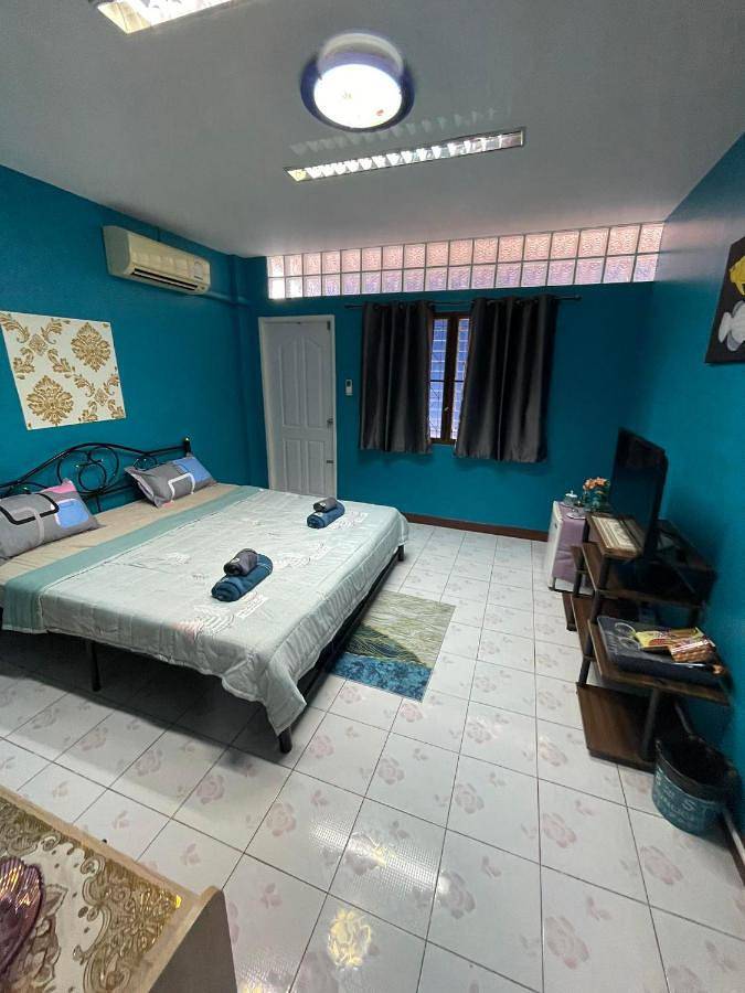 Chambre d’hôte pour 2 personnes, avec vue et balcon à Kata Beach - 4