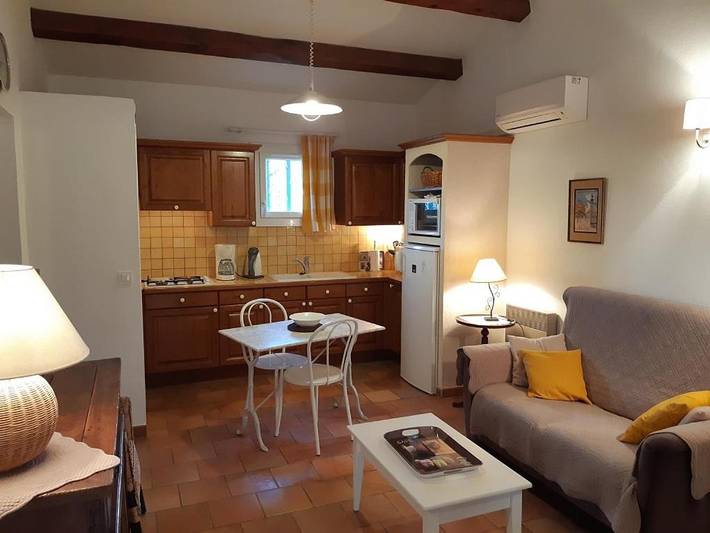 Gîte pour 2 personnes, avec jardin et piscine à Aiguèze - 4