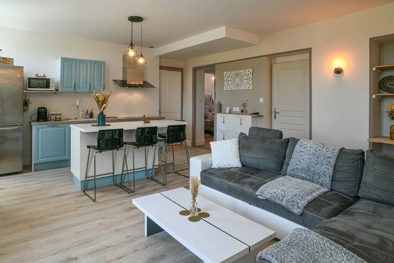 Appartement entier, Gîte La Dune avec jardin et jacuzzi privatisable in Le Pin (Isère), Lac de Paladru