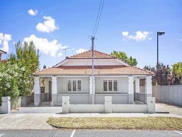 Vacation Rental for 4 Guests in Perth, Western Australia, Picture 4