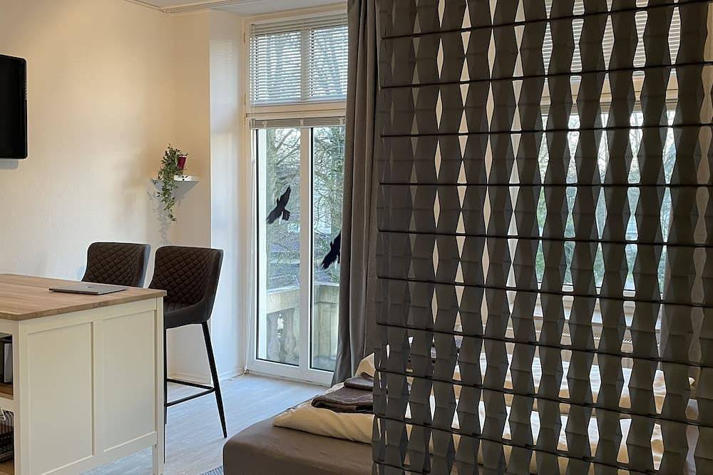 Ganze Wohnung, Studio mit Balkon und Blick auf die Saline in Bad Rothenfelde, Metropolregion Bremen-Oldenburg