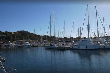 Péniche pour 4 personnes, avec terrasse en Provence-Alpes-Côte d'Azur