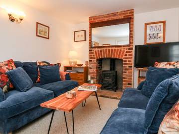 Glamping for 4 People in Waveney District, Suffolk, Photo 2